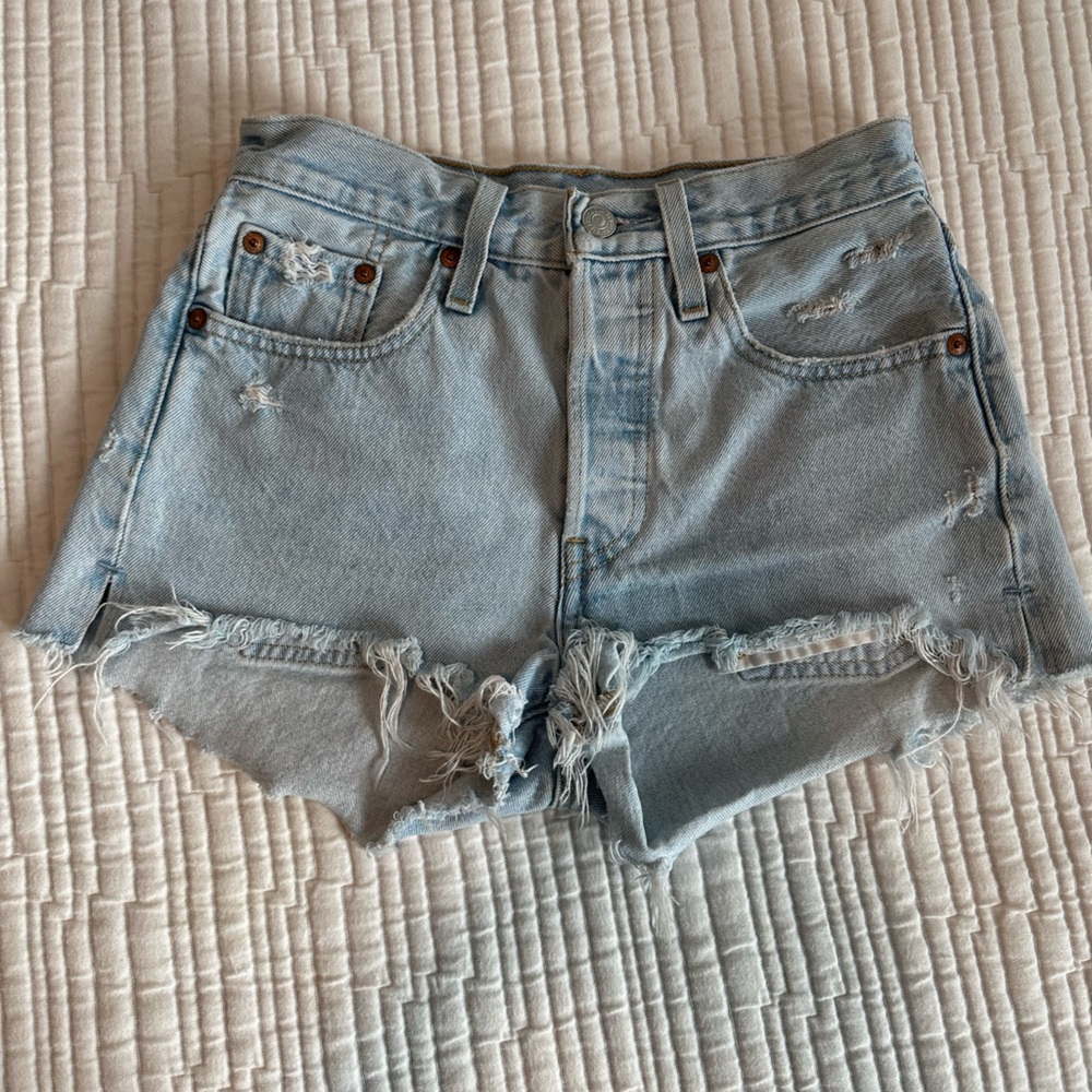 Levi 501 Distressed Light Blue Denim Women Shorts 24